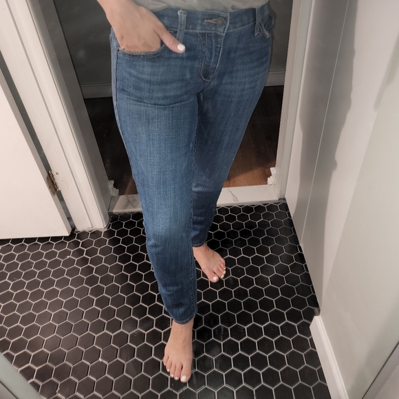 Old navy straight leg denim - Picture 3 of 4